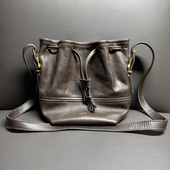 FOUNT Classic Coventry Bucket Bag Crossbody Shoulder Espresso Brown Rare OOP